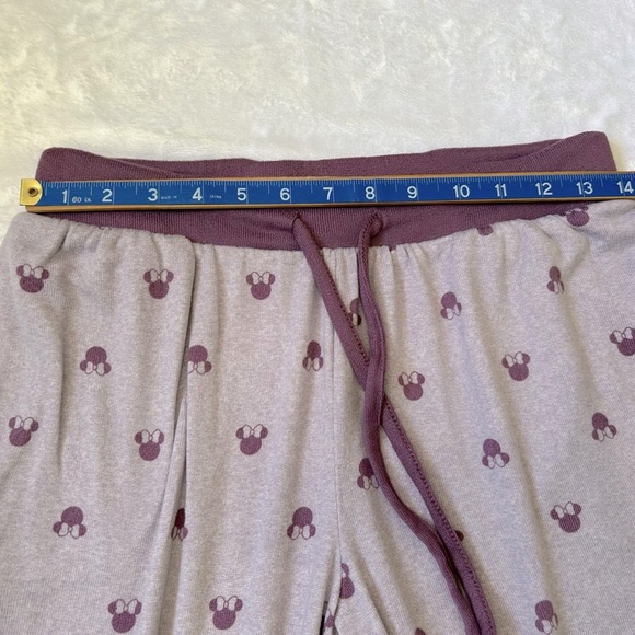 Minnie Mouse Pajama Set - Picture 6 of 8